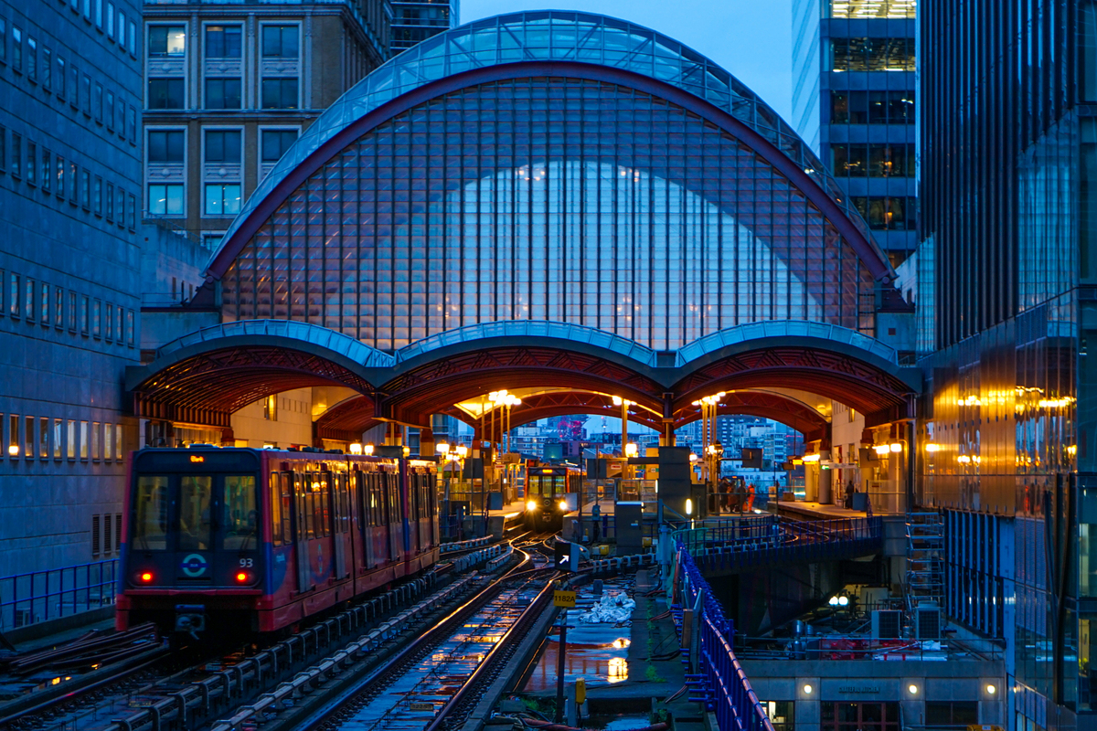 On The DLR - Samantha Innard